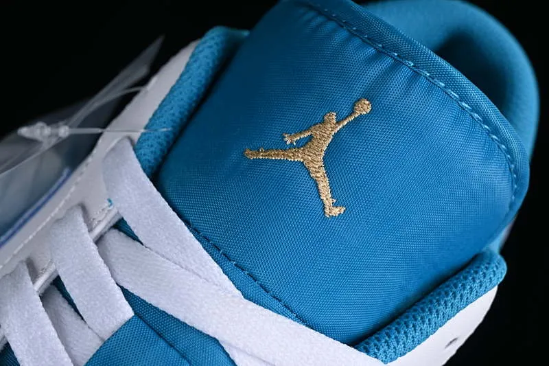 All categories Air Jordan Jordan series basketball shoes Air Jordan 1 Low Air Jordan 1 Low "Aquatone" AJ1 Joe 1 blue and white low-top cultural basketball shoes 553558-174